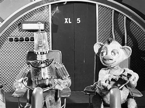 fireball-XL5-robot